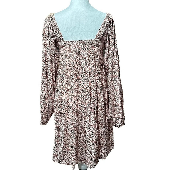 En Créme babydoll boho dress long sleeve, square neck, tiered, floral sz small - Picture 4 of 13